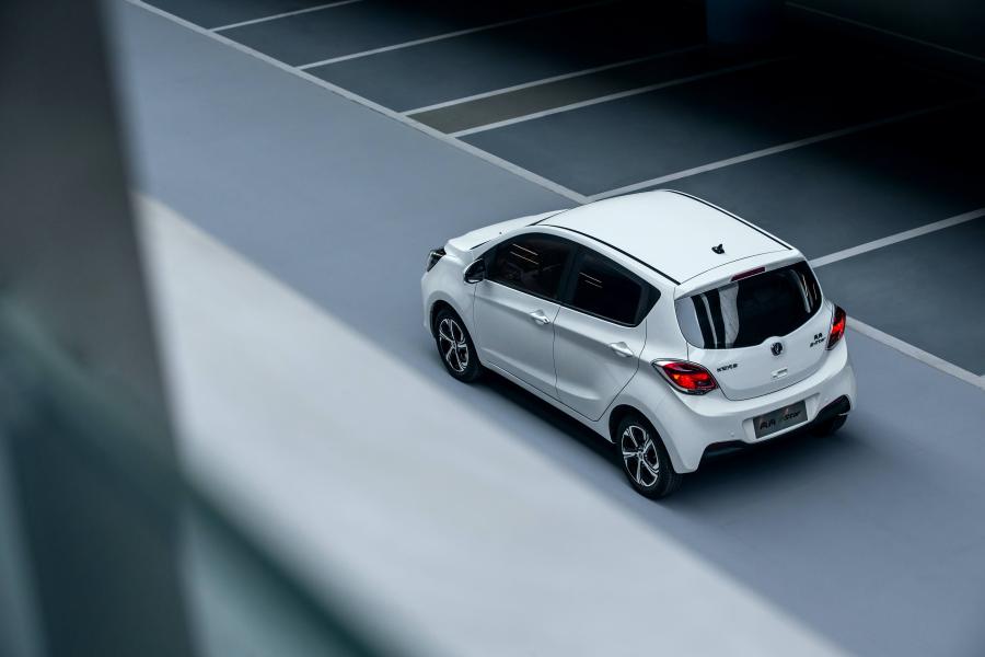  ChangAn Benni E-Star 2020 года  (фото 5 из 10)